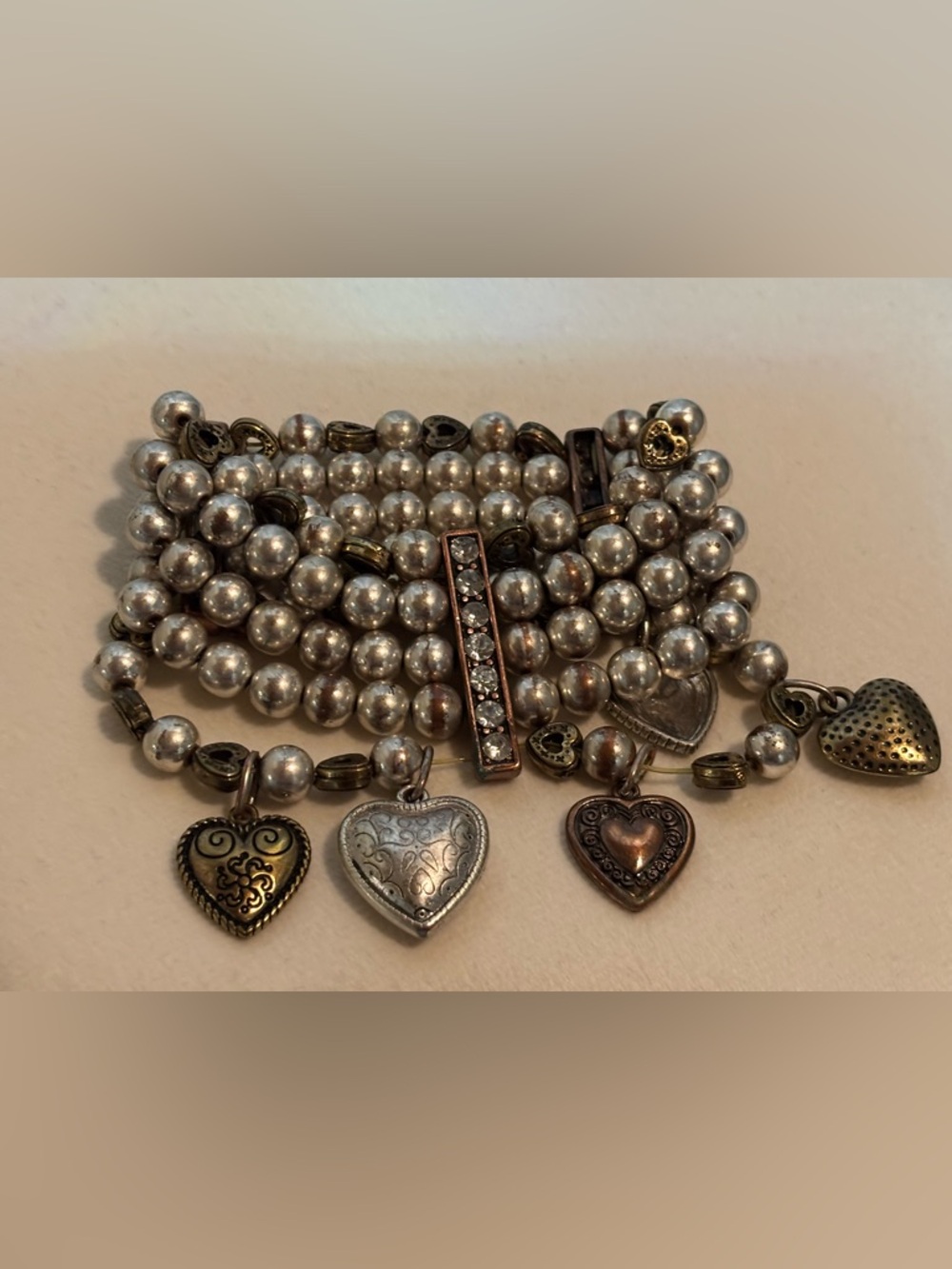 ✨ Vintage Stretchy Multi-Strand Heart Charm Bracelet ✨ - Picture 2 of 13